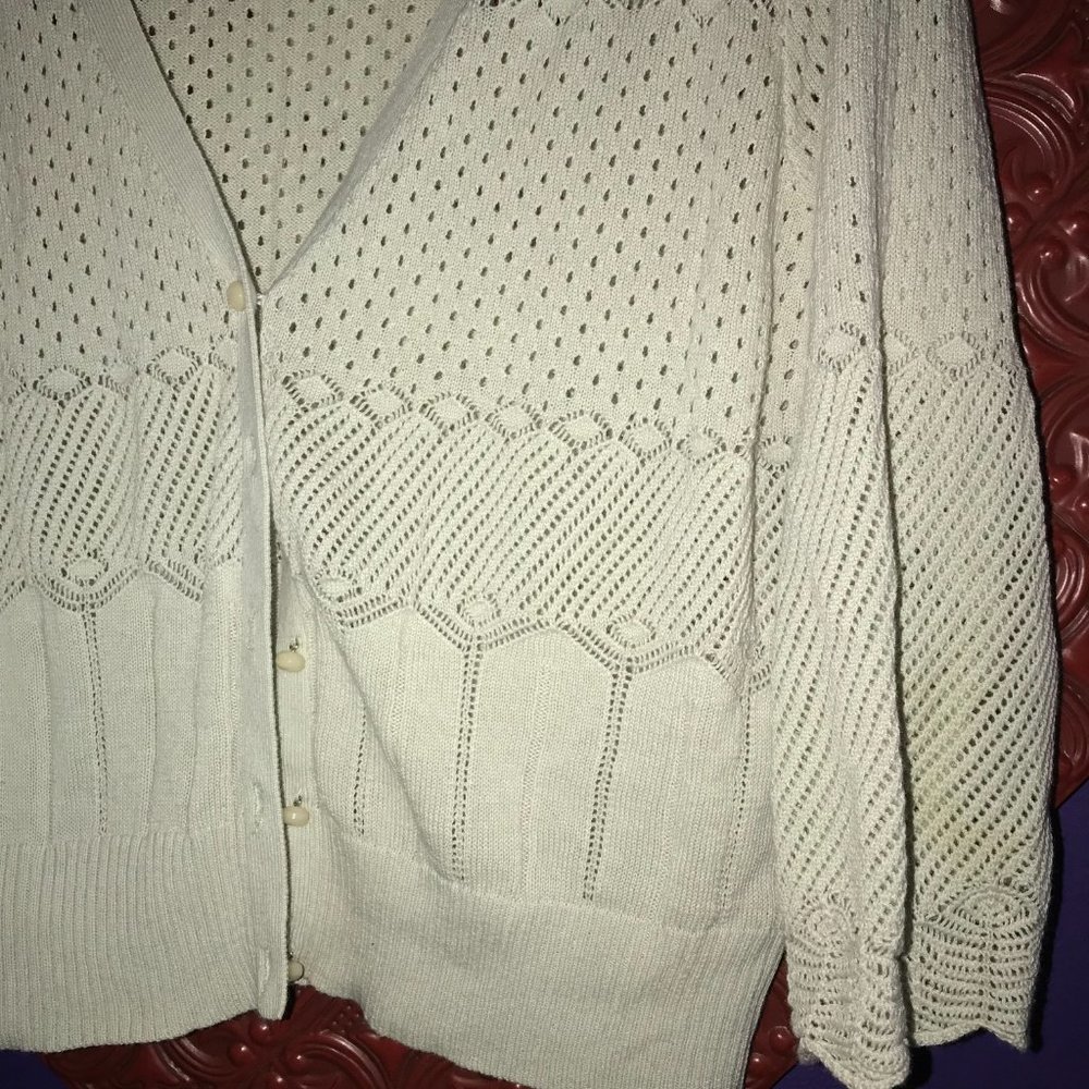George Light Weight Green 3/4 Sleeve Cardigan - Picture 2 of 6